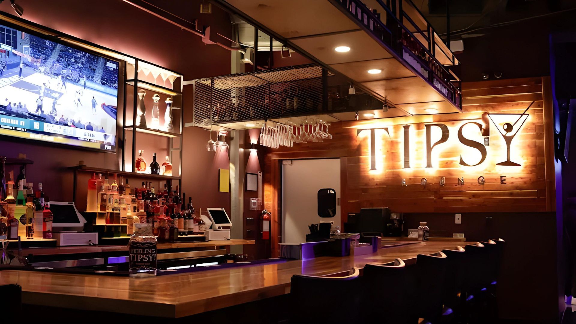 Tipsy Lounge Bar